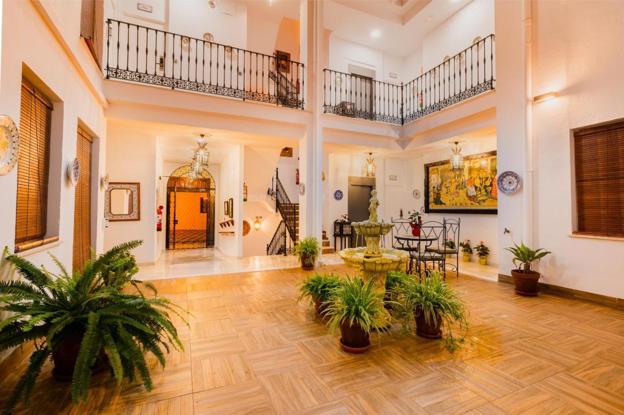 Apartamentos Cruz De San Andres, Seville